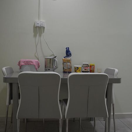 Lotus Hostel Сингапур Екстериор снимка