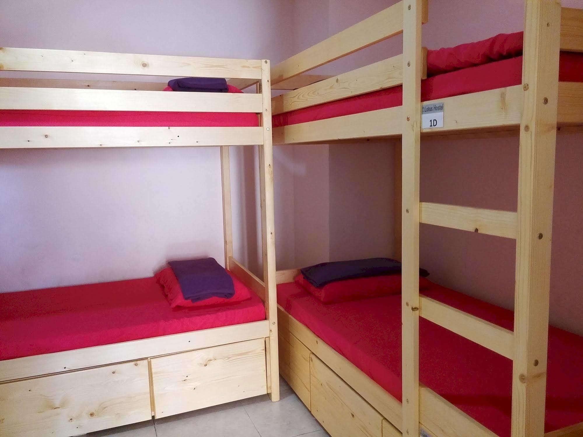 Lotus Hostel Сингапур Екстериор снимка